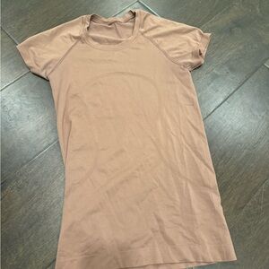 Lululemon Swiftly Tech - Dusty Rose - Size 4